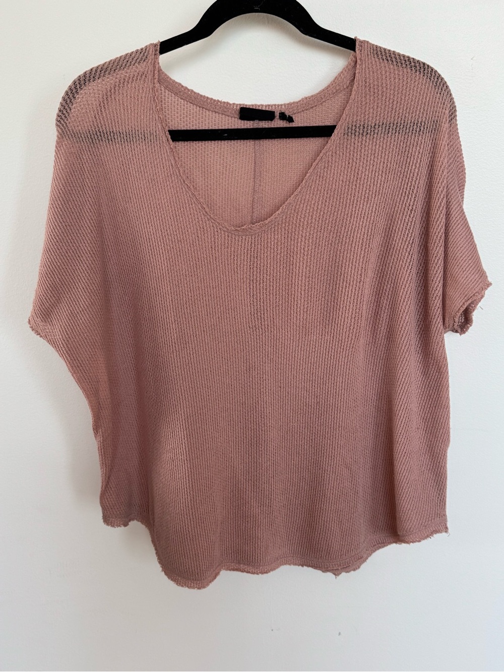 Oversized Waffle Knit V-Neck Top - Dusty Rose